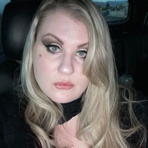 Meet your Posher, Janelle